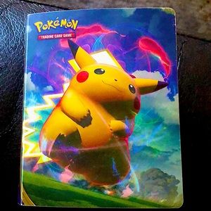 Has a couple cards in it